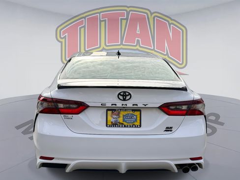 Certified 2024 Toyota Camry SE w/ Convenience Package image 4