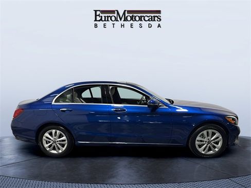 Used 2019 Mercedes-Benz C 300 4MATIC Sedan image 6