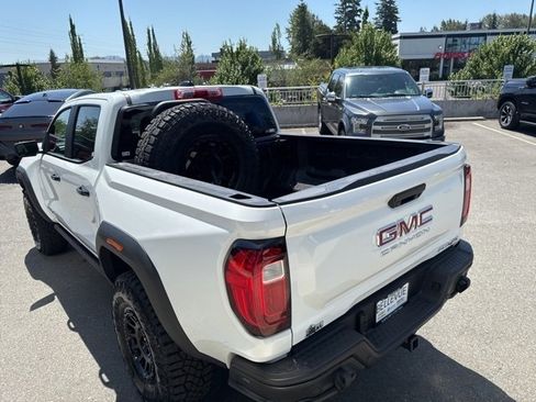 New 2025 GMC Canyon AT4 w/ AT4X AEV Edition image 6