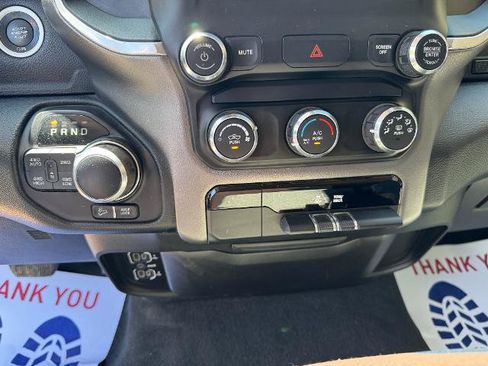 Used 2019 RAM 1500 Big Horn AWD/4WD image 16