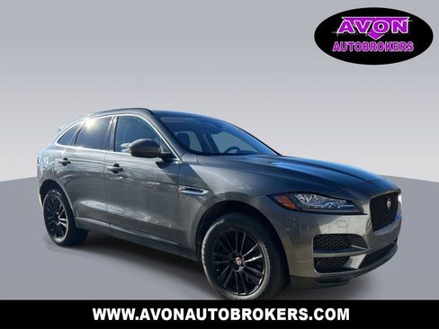 Used 2017 Jaguar F-PACE Prestige image 1