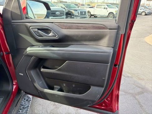 Used 2023 Chevrolet Tahoe Z71 w/ Luxury Package image 31