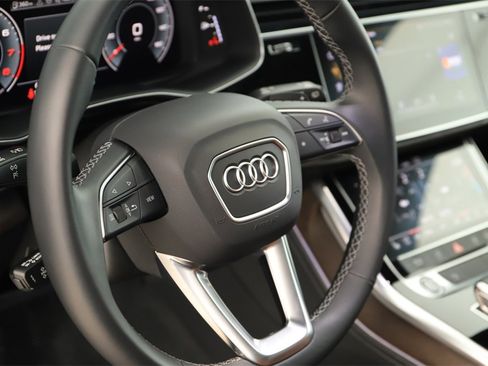 Certified 2025 Audi Q7 2.0T Premium Plus w/ Premium Plus Package image 16