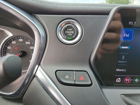 Used 2020 Chevrolet Blazer LT image 29