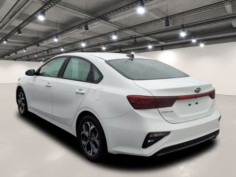 Used 2019 Kia Forte LXS image 5