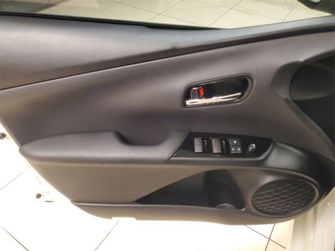 Used 2019 Toyota Prius Limited image 17