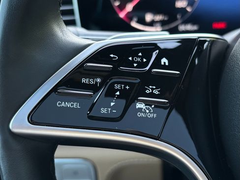 Used 2024 Mercedes-Benz GLS 580 4MATIC image 39