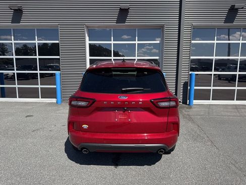 Used 2024 Ford Escape ST-Line w/ Tech Pack #1 FWD image 3