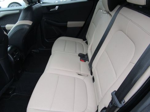 Used 2020 Ford Escape SEL image 15