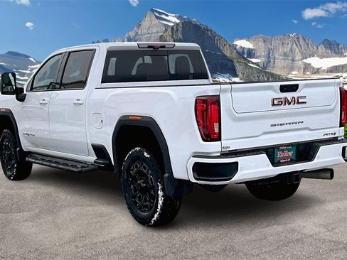 Used 2020 GMC Sierra 2500 AT4 w/ AT4 Premium Package image 13
