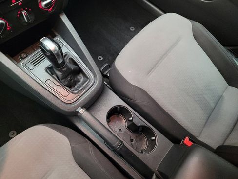 Used 2017 Volkswagen Jetta S image 26
