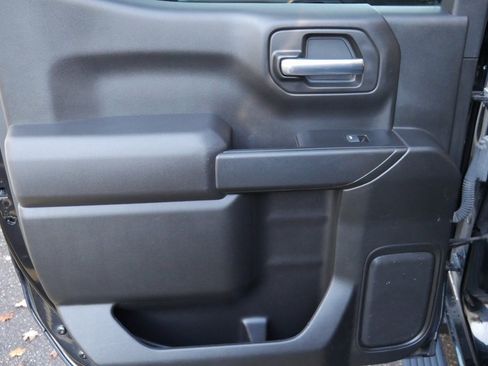 Used 2020 Chevrolet Silverado 1500 Custom w/ Custom Value Package image 28