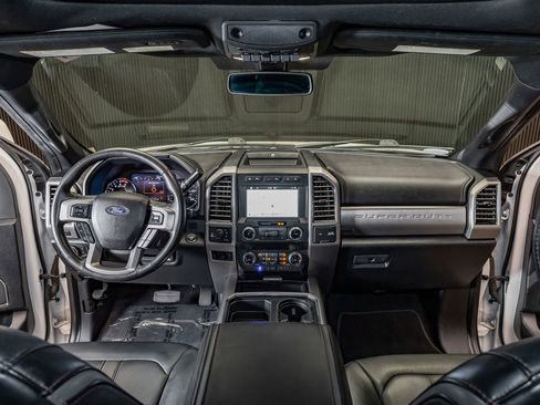 Used 2019 Ford F250 Platinum w/ Platinum Ultimate Package image 18