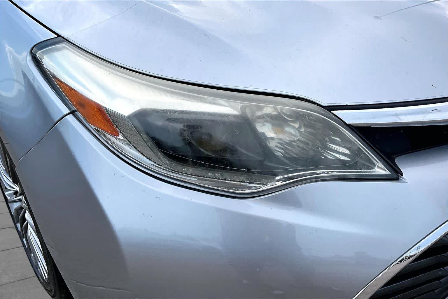 Used 2016 Toyota Avalon Limited w/ Toyota Safety Sense Package FWD image 28