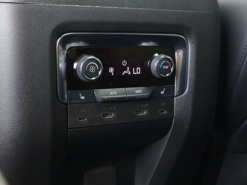 Used 2026 Chevrolet Tahoe Z71 w/ Z71 Off-Road Package AWD/4WD image 27