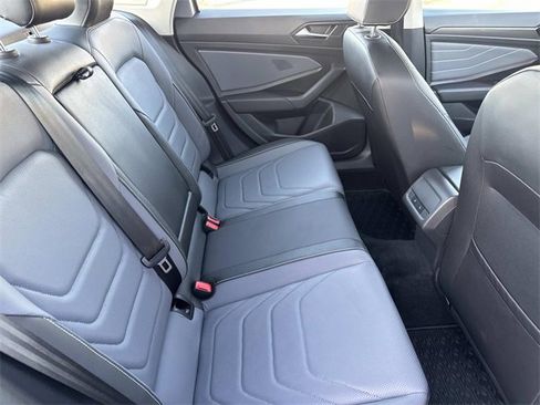 Used 2025 Volkswagen Jetta SEL image 24