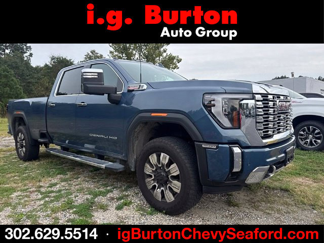Used 2025 GMC Sierra 3500 Denali AWD/4WD image 1