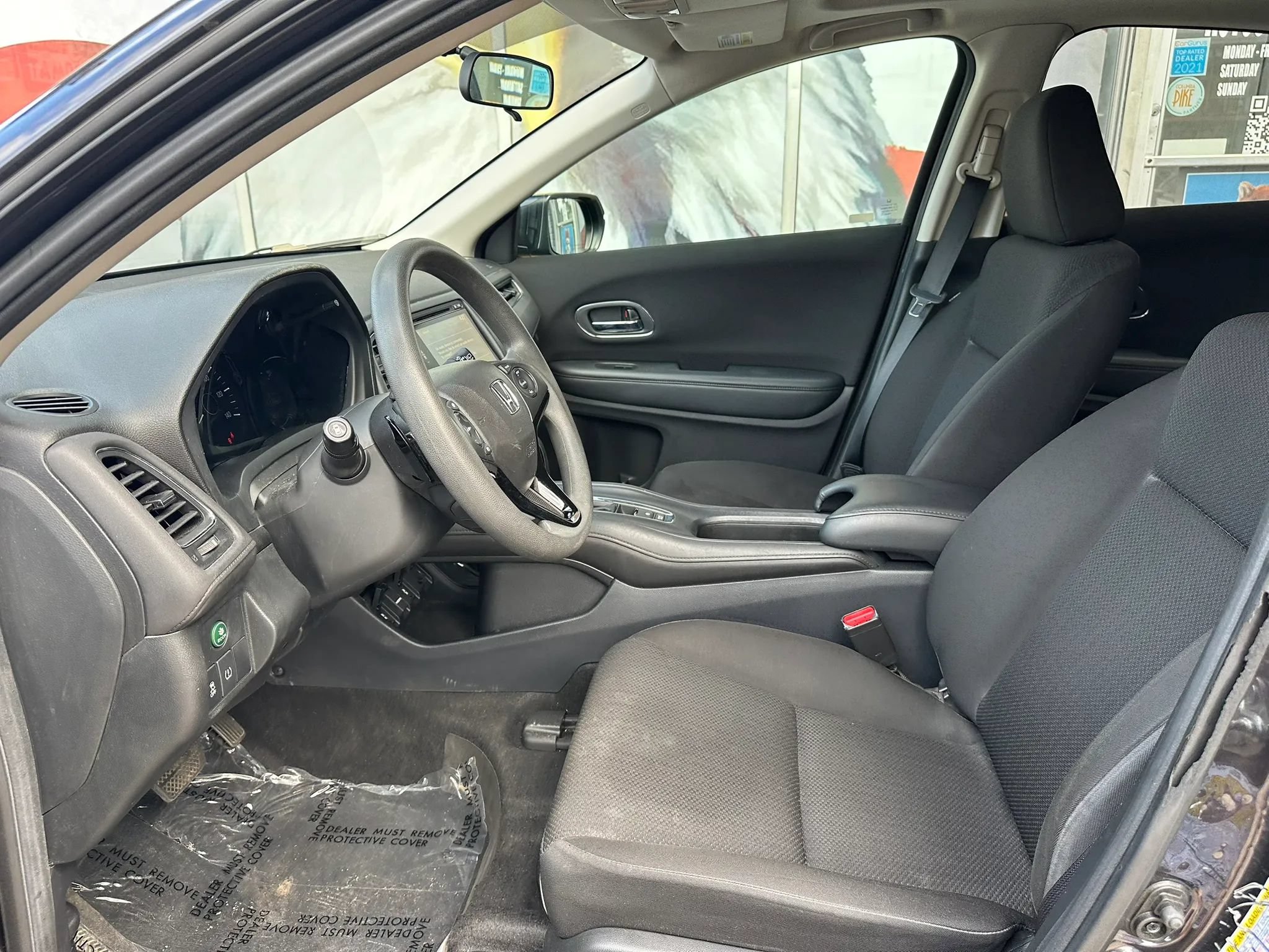 Used 2017 Honda HR-V EX image 10