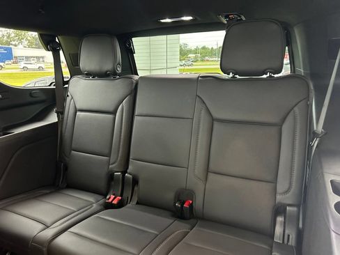 Used 2026 GMC Yukon Denali w/ Sun & Power Step Package AWD/4WD image 11