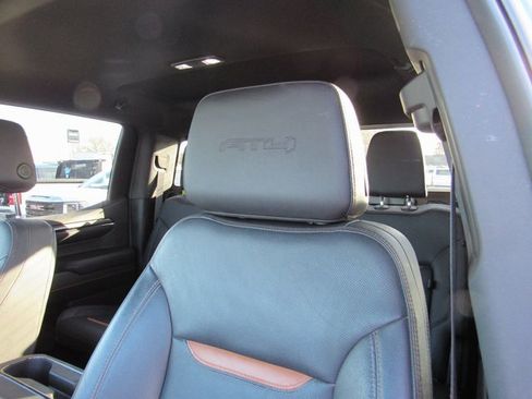 Certified 2023 GMC Sierra 1500 AT4 w/ AT4 Premium Package image 13