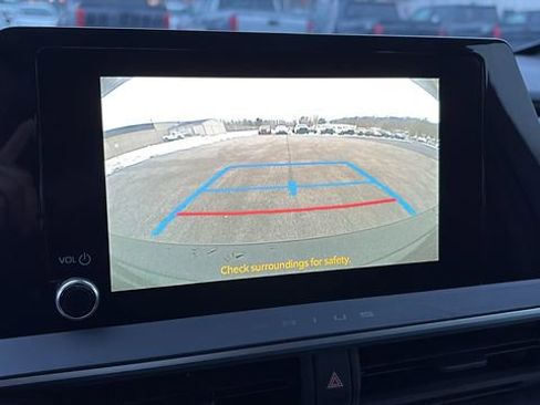 New 2026 Toyota Prius LE image 13