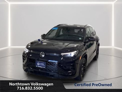 Certified 2025 Volkswagen Tiguan SE R-Line AWD/4WD image 1