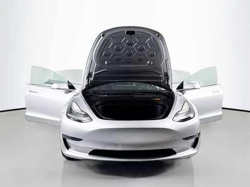Used 2018 Tesla Model 3 Long Range image 28