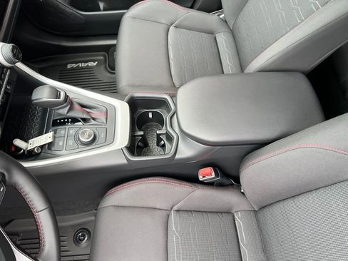 New 2025 Toyota RAV4 SE image 27