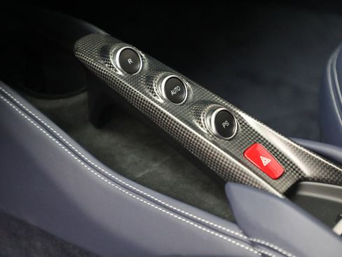 Certified 2022 Ferrari F8 Tributo image 22