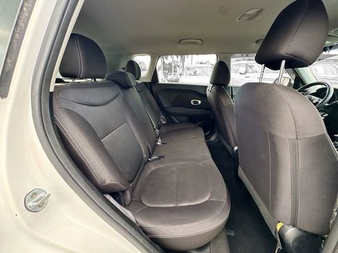 Used 2019 Kia Soul image 25