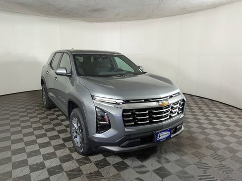 New 2026 Chevrolet Equinox LT w/ Safety and Technology Package AWD/4WD image 5