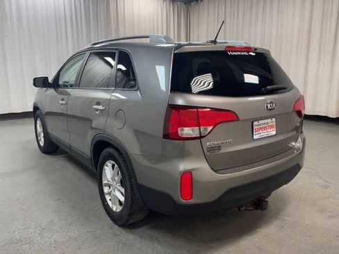 Used 2014 Kia Sorento LX FWD image 6
