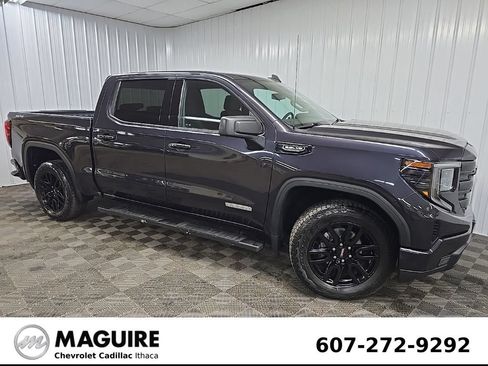 Used 2022 GMC Sierra 1500 Elevation AWD/4WD image 1