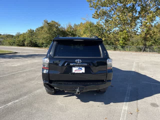 Used 2021 Toyota 4Runner SR5 AWD/4WD image 7