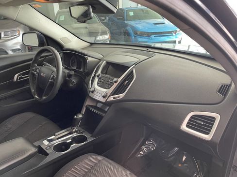 Used 2017 GMC Terrain SLE image 30