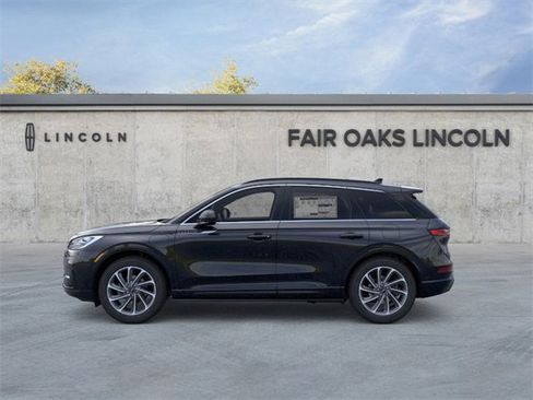 New 2026 Lincoln Corsair Grand Touring image 3