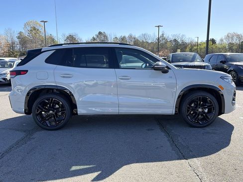 New 2026 Volkswagen Tiguan SE R-Line image 6