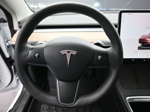 Used 2023 Tesla Model 3 Standard Range image 31