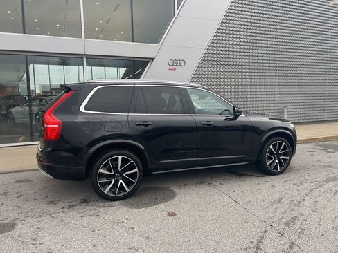 Used 2022 Volvo XC90 T6 Momentum w/ Advanced Package image 20