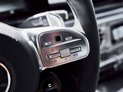 Used 2022 Mercedes-Benz G 63 AMG 4MATIC w/ Seat Comfort Package image 59