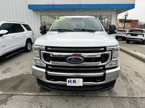 Used 2021 Ford F350 XLT image 2