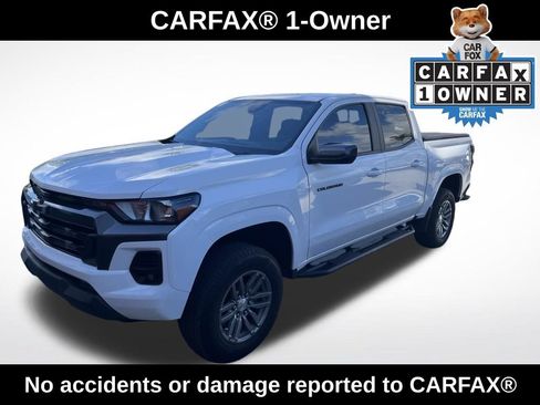 Used 2023 Chevrolet Colorado LT w/ LT Convenience Package II RWD image 2