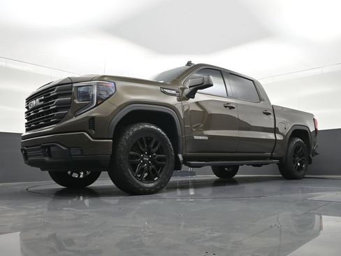 Used 2023 GMC Sierra 1500 Elevation RWD image 25