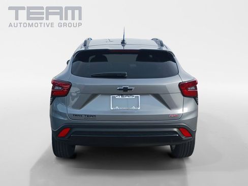 New 2026 Chevrolet Trax RS w/ Sunroof Package image 6