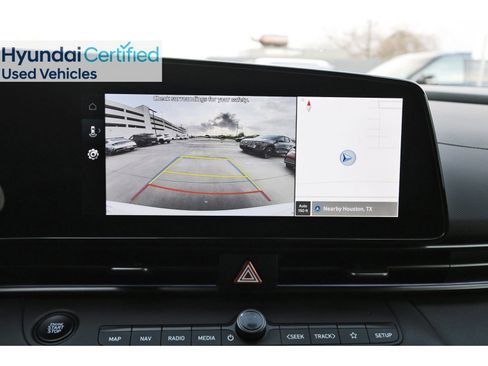 Certified 2025 Hyundai Elantra SEL FWD image 26