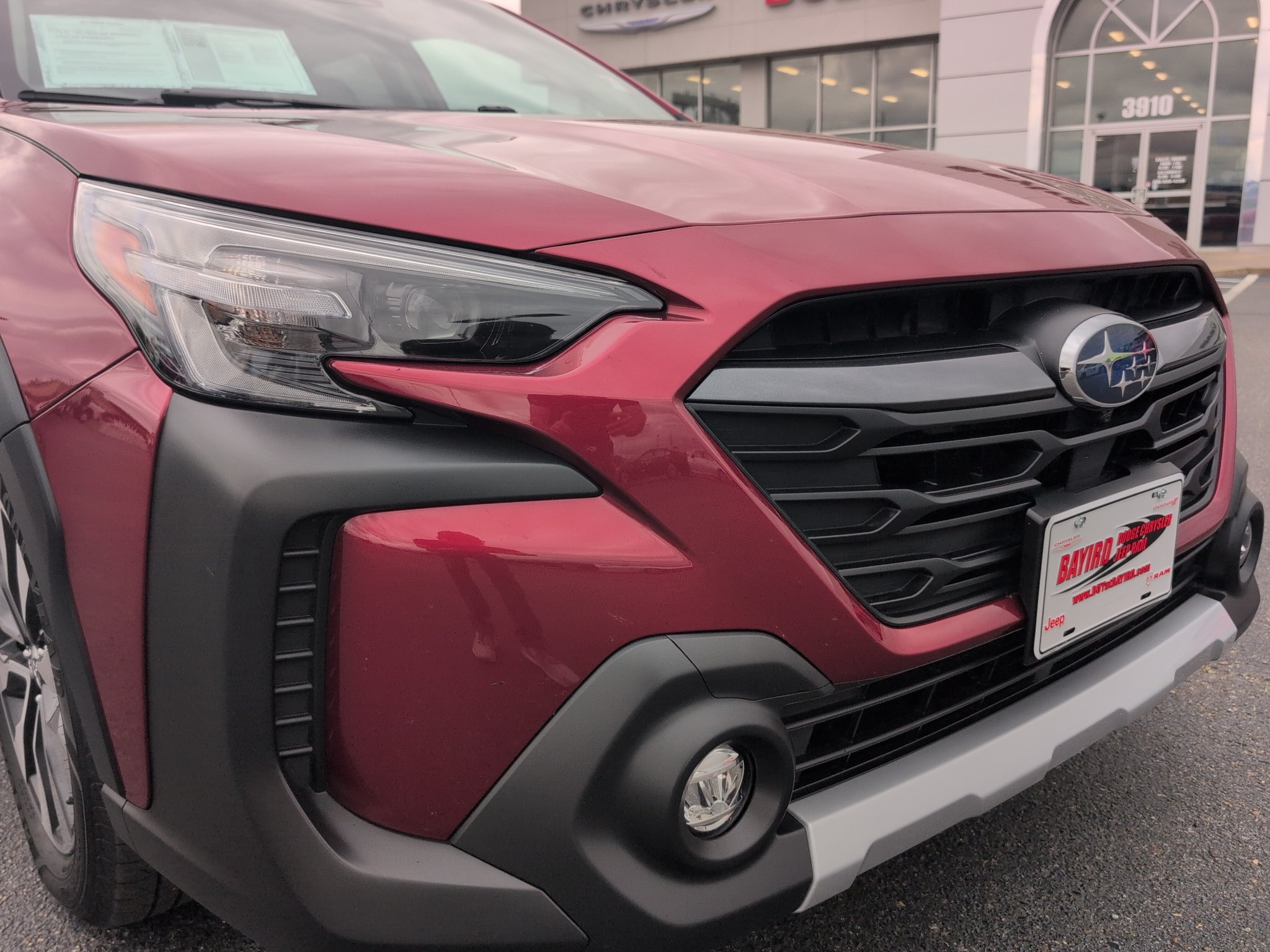 Used 2024 Subaru Outback Touring XT AWD/4WD image 10