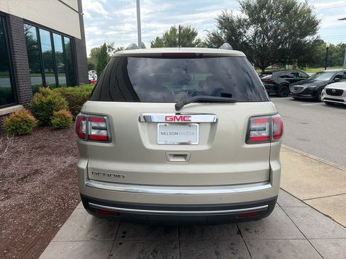 Used 2014 GMC Acadia SLT FWD image 6