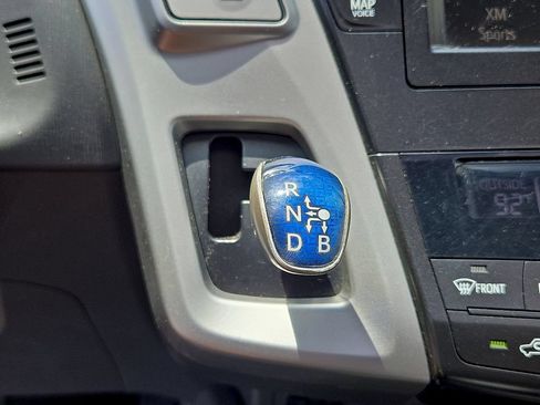 Used 2012 Toyota Prius V Five FWD image 16