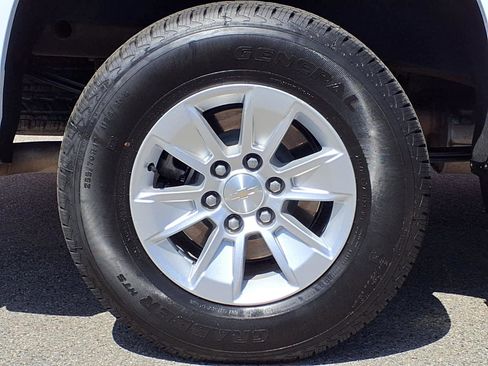 Used 2024 Chevrolet Silverado 1500 LT w/ Protection Package AWD/4WD image 7