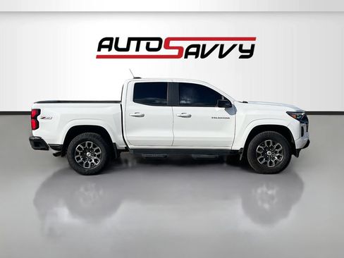 Used 2024 Chevrolet Colorado Z71 w/ Z71 Convenience Package 2 AWD/4WD image 8